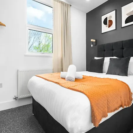 Luxe Apartment - Rowley Regis - Parking - Top Rated - Netflix - Wifi - 49Bg Cradley Heath Exterior photo